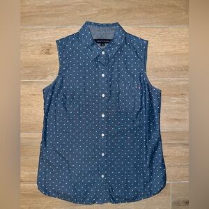 Tommy Hilfiger Women’s Sleeveless polka dot blue button front top Small